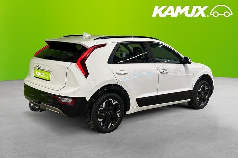Begagnad Kia e-Niro 160 kW (218 HK) 2022 Vit SUV