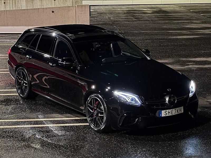 Begagnad 2019 Mercedes E63S AMG AMG Kombi | 699 999 kr - Bild 1/4
