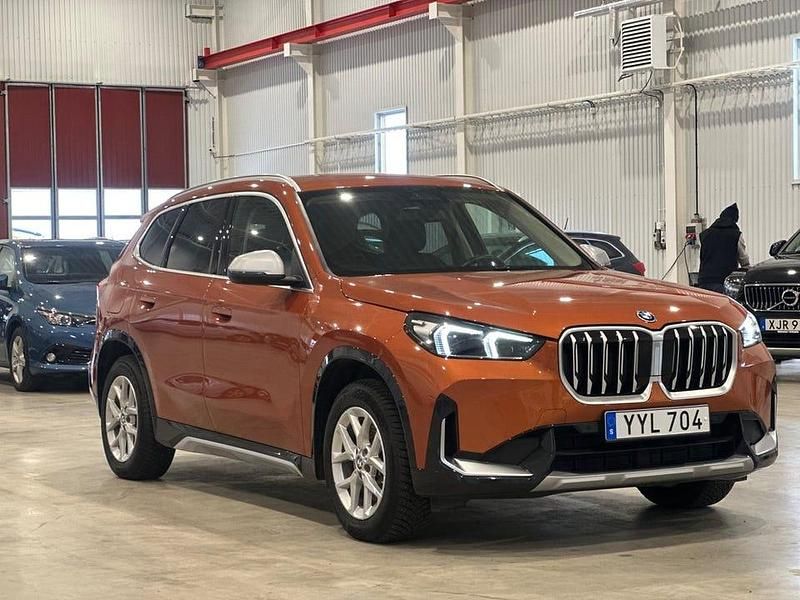 Begagnad BMW X1 xLine 245 HK (180 kW) 2024 Orange SUV