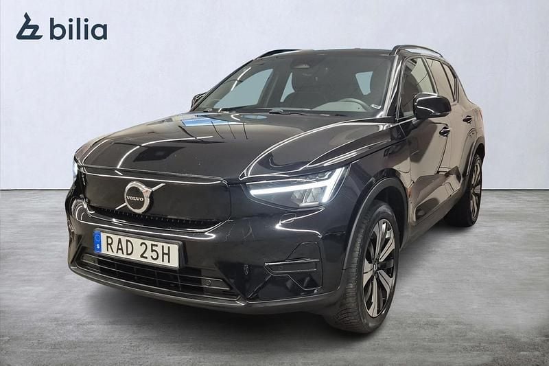 Svart Begagnad 2023 Volvo XC40 Single Motor SUV | 334 900 kr - Bild 1/3
