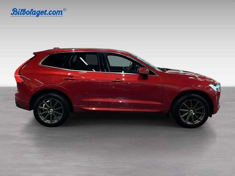 Begagnad Volvo XC60 Momentum 2020 Röd SUV