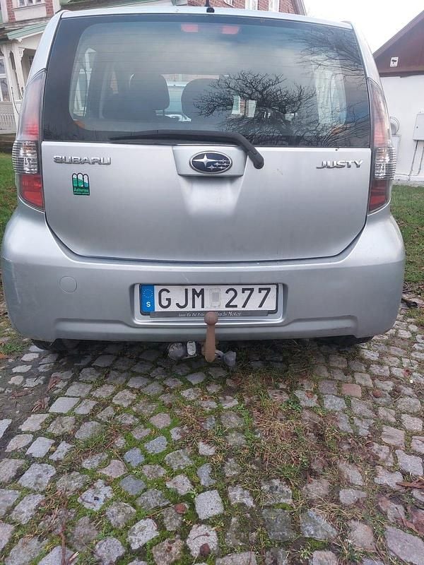 Begagnad Subaru Justy 69 HK (50 kW) 2008 Halvkombi