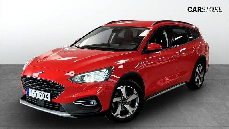 Röd Begagnad 2022 Ford Focus Active Kombi | 189 900 kr (Bra pris) - Bild 1/4