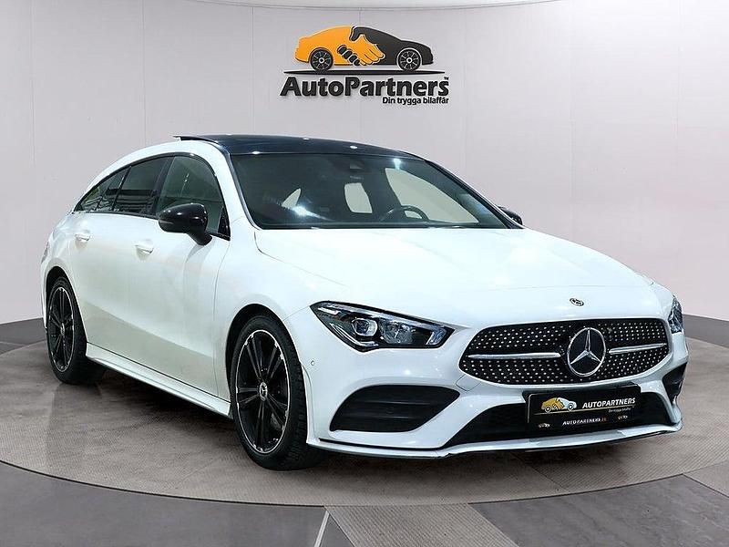 Begagnad Mercedes CLA200 Shooting Brake AMG 150 HK (110 kW) 2019 Vit Kombi