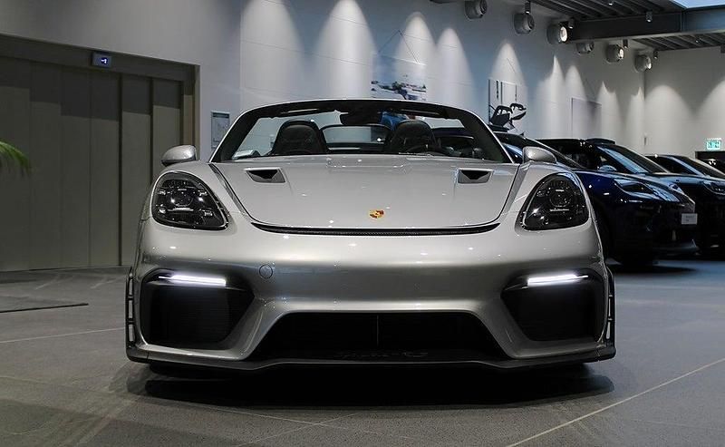 Ny Porsche 718 Spyder 501 HK (368 kW) 2025 Flerfärgad Cab