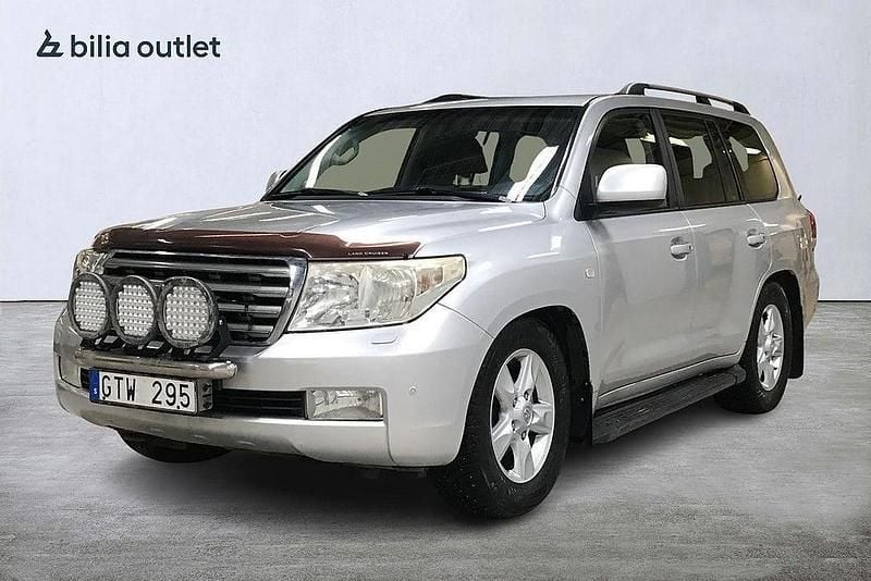 Begagnad Toyota Land Cruiser 265 HK (194 kW) 2008 Silver SUV