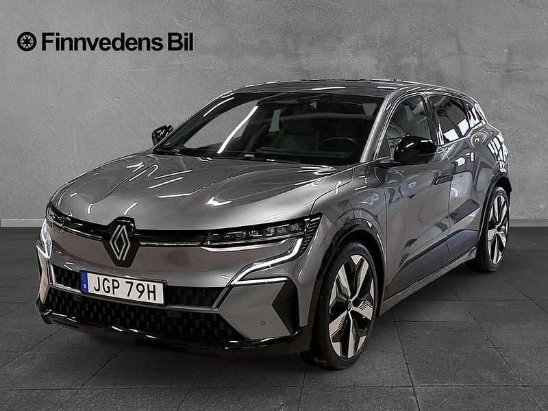 Begagnad Renault Mégane IV Techno 97 kW (132 HK) 2023 Grå Halvkombi