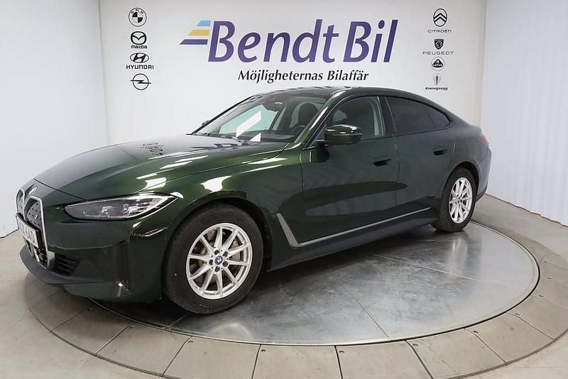 Begagnad BMW i4 250 kW (340 HK) 2022 Grön Sedan