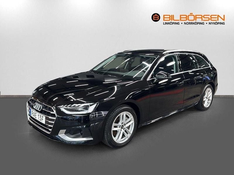Svart Begagnad 2022 Audi A4 Sport Kombi | 319 900 kr (Lite dyr) - Bild 1/4