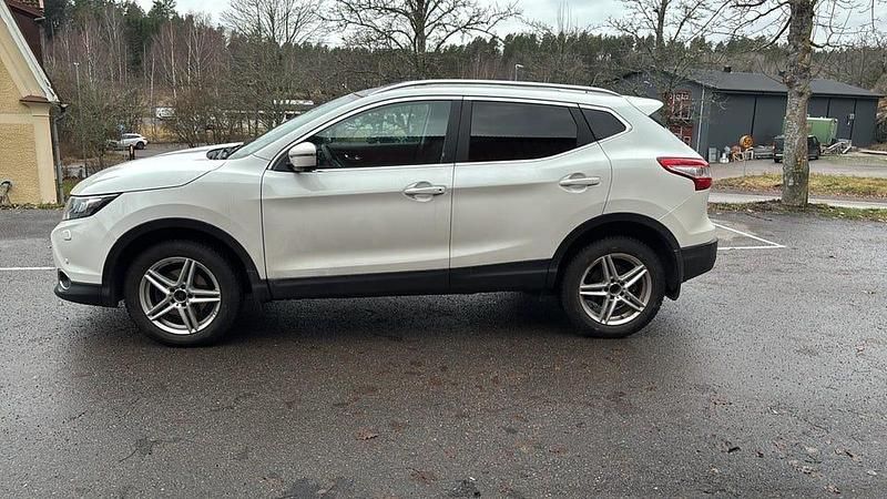 Begagnad Nissan Qashqai 115 HK (84 kW) 2016 SUV