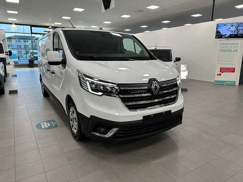 Begagnad Renault Trafic 2024 Vit Minibuss