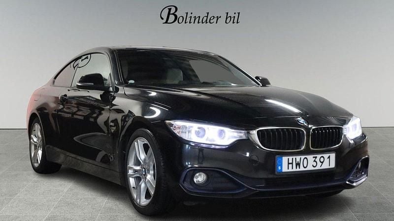 Svart Begagnad 2015 BMW 420 Sport Line Sportkupé | 179 800 kr (Superpris) - Bild 1/4