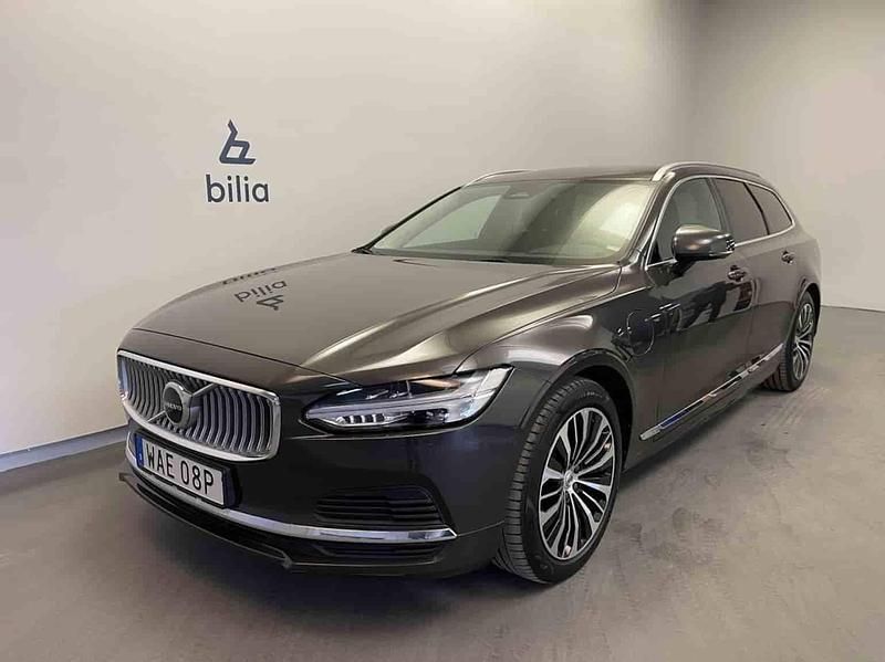 Begagnad Volvo V90 2023 Grå Kombi