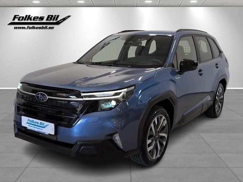 Blå Begagnad 2024 Subaru Forester SUV | 429 000 kr (Marknadspris) - Bild 1/4