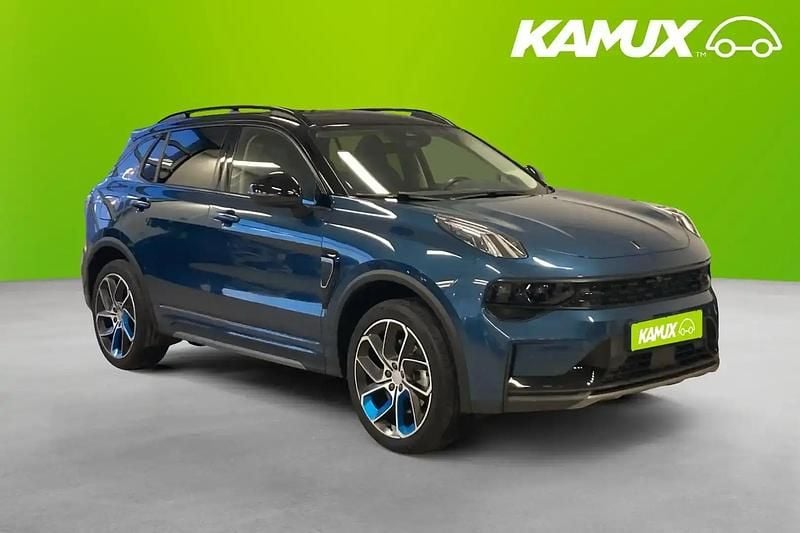 Begagnad Lynk & Co 01 261 HK (191 kW) 2022 Blå SUV