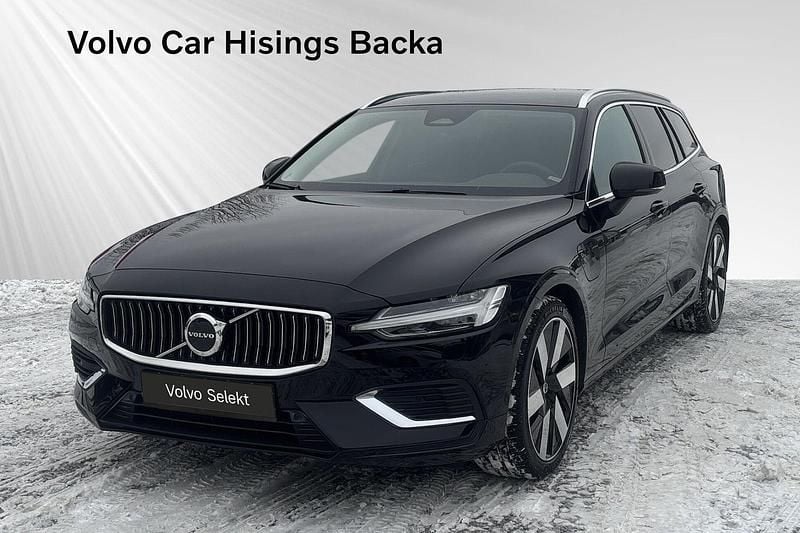 Svart Begagnad 2024 Volvo V60 Plus Kombi | 424 900 kr (Marknadspris) - Bild 1/2
