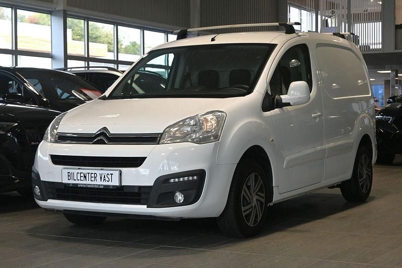 Vit Begagnad 2016 Citroën Berlingo Minibuss | 89 000 kr (Marknadspris) - Bild 1/4