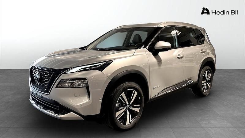 Silver Begagnad 2024 Nissan X-Trail 360º SUV | 385 000 kr (Superpris) - Bild 1/4
