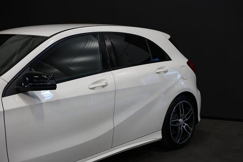 Begagnad Mercedes A180 AMG 122 HK (89 kW) 2016 Vit Halvkombi