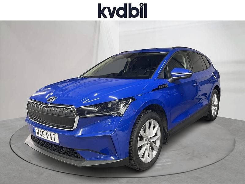 Blå Begagnad 2023 Skoda Enyaq iV SUV | 274 900 kr (Superpris) - Bild 1/3
