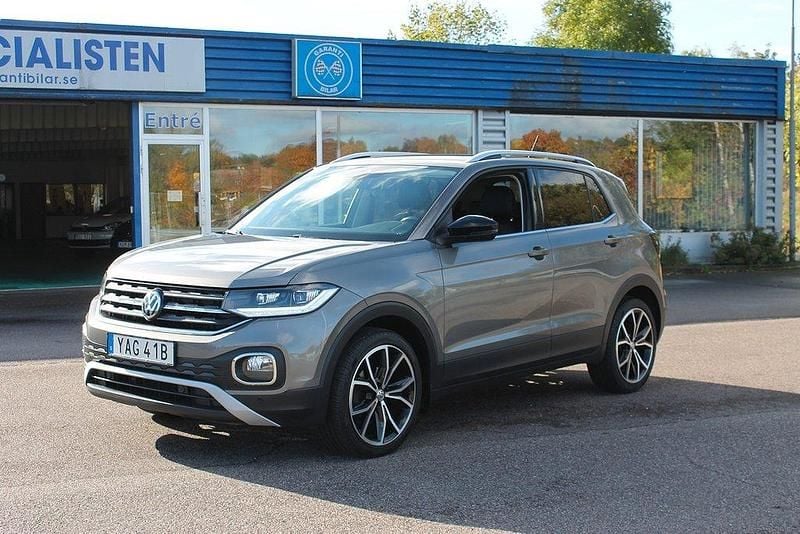 Grå Begagnad 2020 VW T-Cross GT SUV | 214 800 kr (Marknadspris) - Bild 1/4