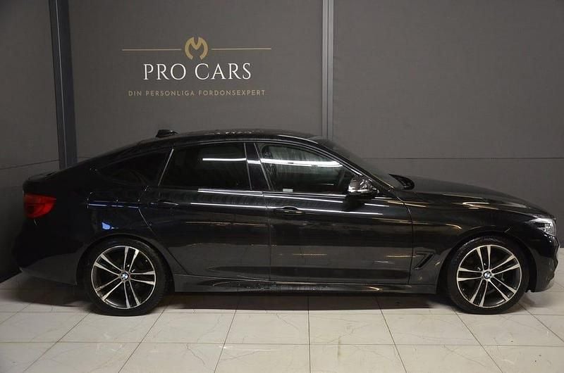 Begagnad BMW 330 Gran Turismo M Sport 252 HK (185 kW) 2017 Svart