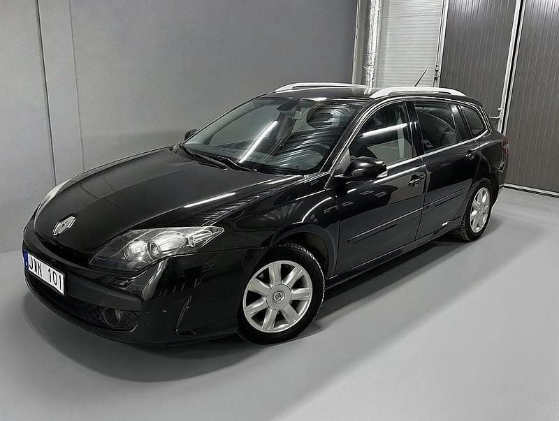 Begagnad Renault Laguna GrandTour 150 HK (110 kW) 2010 Svart Kombi