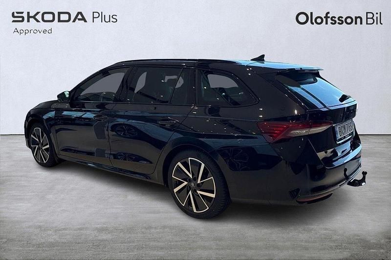 Ny 2025 Skoda Octavia SportLine Kombi | 449 000 kr - Bild 1/4