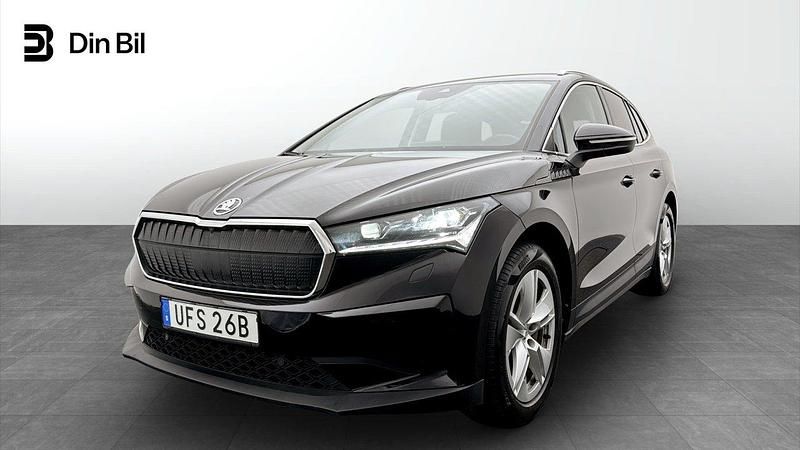 Svart (black magic metallic) Begagnad 2023 Skoda Enyaq iV SUV | 394 900 kr (Marknadspris) - Bild 1/4