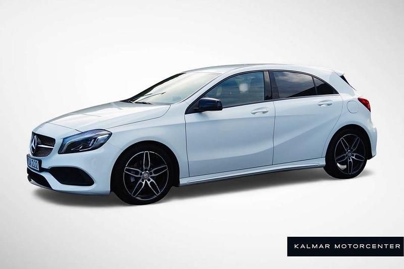 Vit Begagnad 2016 Mercedes A180 AMG Halvkombi | 144 900 kr (Marknadspris) - Bild 1/4