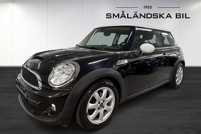 Svart Begagnad 2012 Mini Cooper SD Halvkombi | 99 000 kr - Bild 1/4