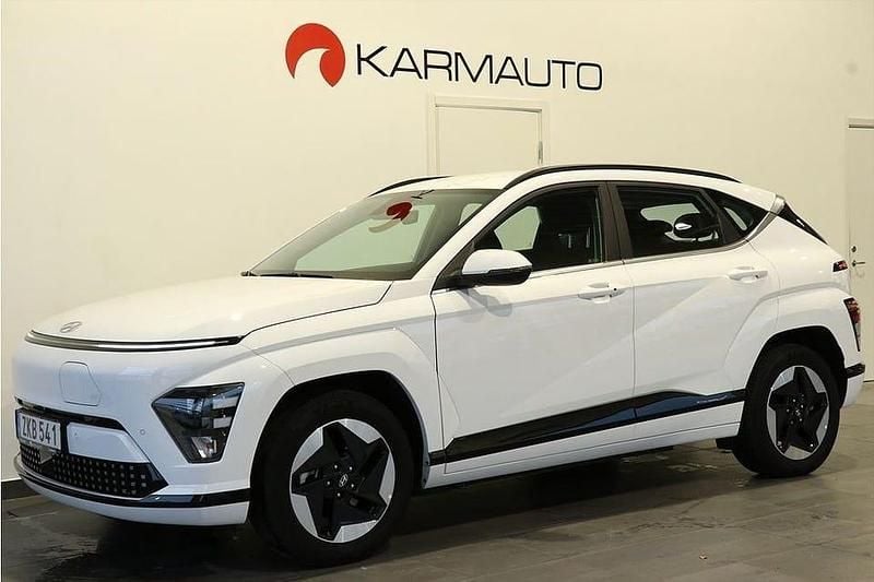 Begagnad Hyundai Kona 114 kW (156 HK) 2024 Vit SUV