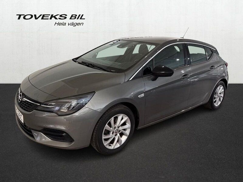 Grå Begagnad 2021 Opel Astra Sedan | 159 900 kr - Bild 1/4