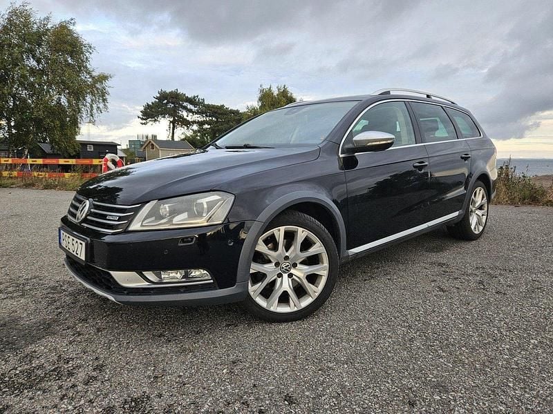 Svart Begagnad 2012 VW Passat Alltrack Kombi | 95 000 kr (Bra pris) - Bild 1/4
