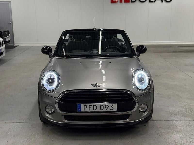 Begagnad Mini Cooper Cabriolet 136 HK (100 kW) 2017 Grå Cab