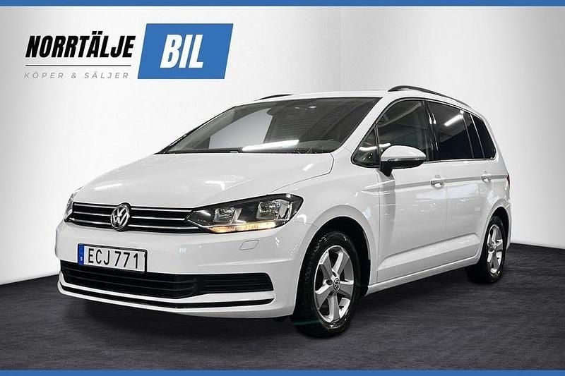 Begagnad VW Touran 150 HK (110 kW) 2017 Vit Minibuss