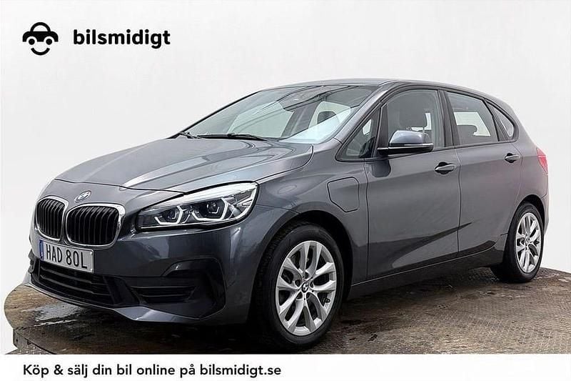 Begagnad BMW 220 Advantage 220 HK (161 kW) 2020 Grå Minibuss