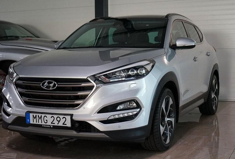 Silver Begagnad 2017 Hyundai Tucson SUV | 164 500 kr (Marknadspris) - Bild 1/4