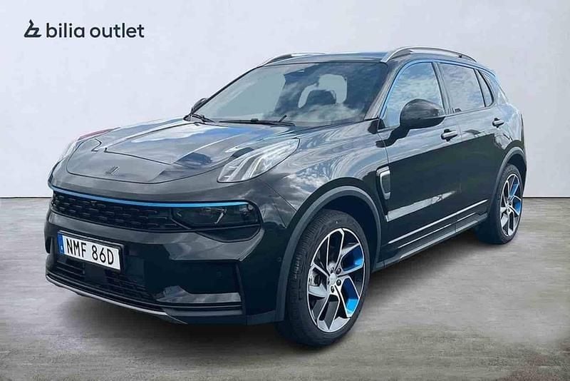 Svart Begagnad 2023 Lynk & Co 01 SUV | 314 900 kr - Bild 1/1