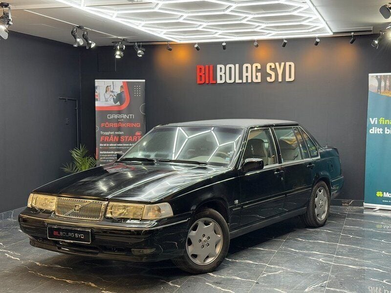 Svart Begagnad 1998 Volvo S90 Sedan | 195 000 kr - Bild 1/4
