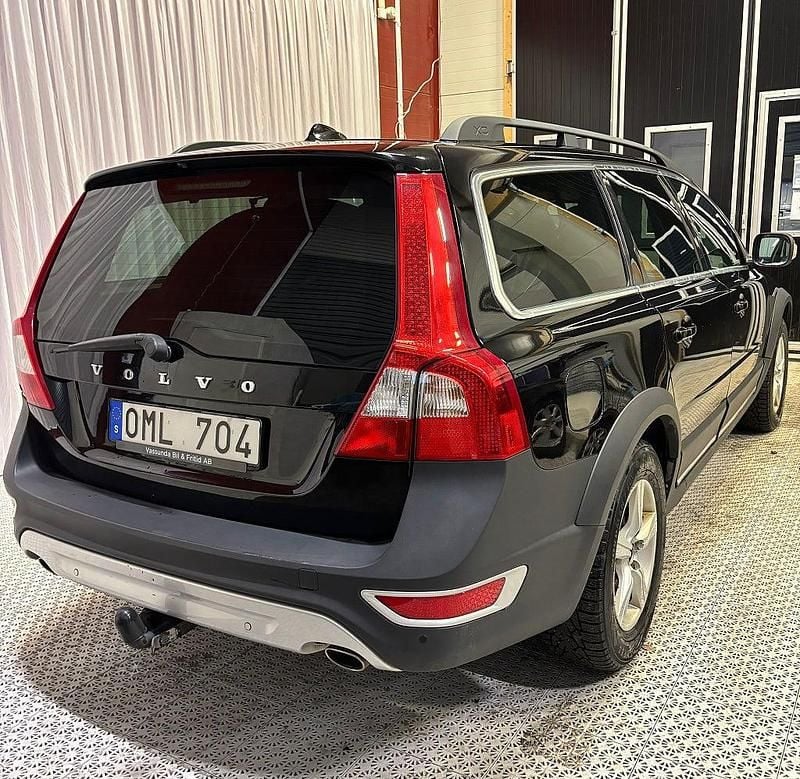 Svart Begagnad 2012 Volvo XC70 Summum Kombi | 105 000 kr (Marknadspris) - Bild 1/4