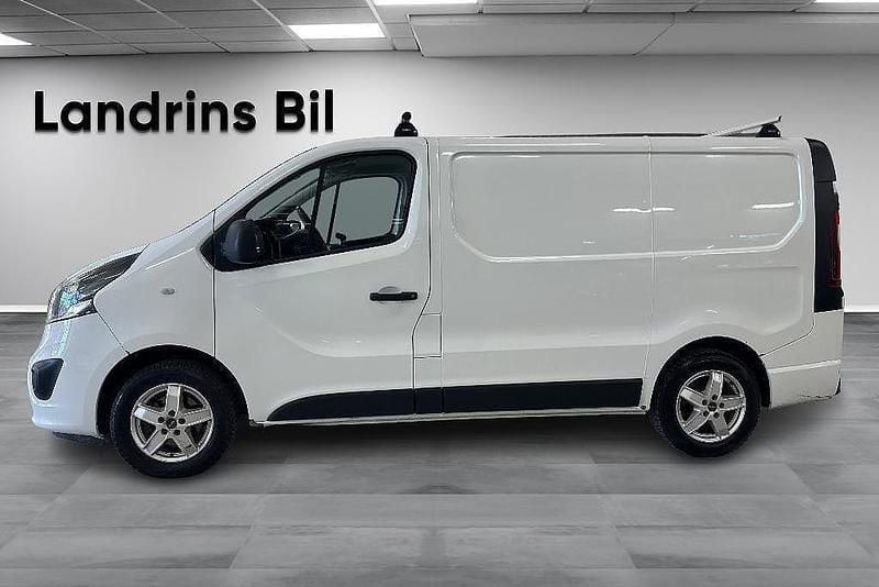 Begagnad Opel Vivaro 125 HK (91 kW) 2017 Vit Minibuss