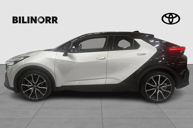 Begagnad Toyota C-HR Edition 151 HK (111 kW) 2024 Silver SUV
