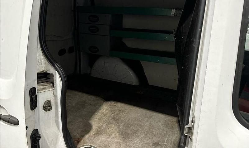 Begagnad Renault Kangoo 90 HK (66 kW) 2015 Vit Van