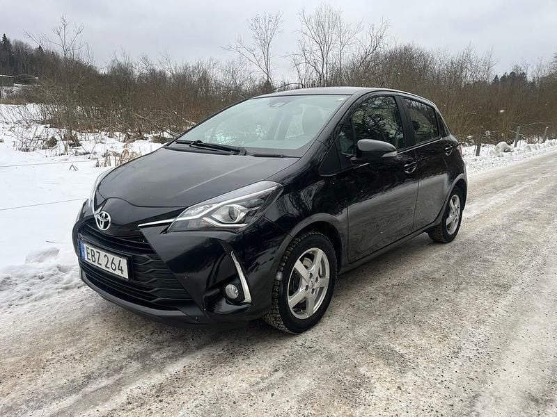 Begagnad 2018 Toyota Yaris | 105 000 kr (Bra pris) - Bild 1/4