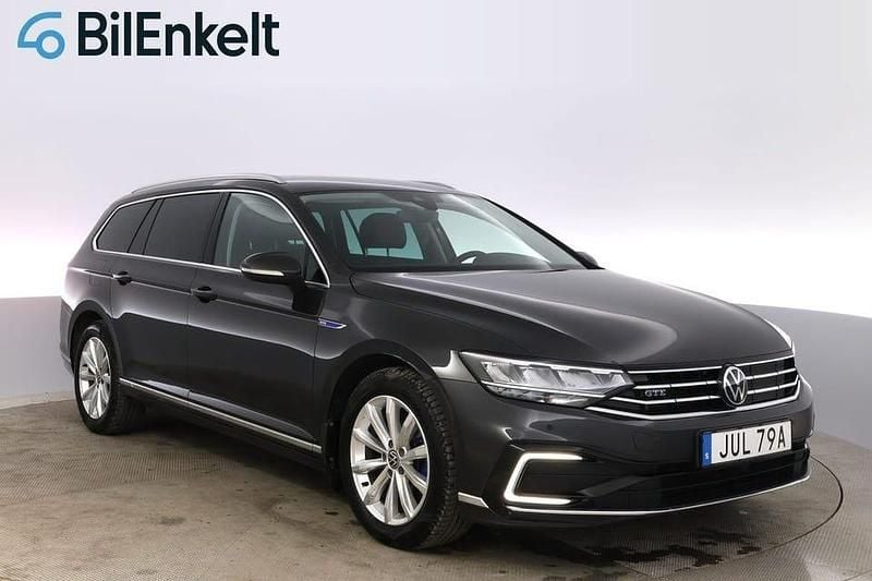Begagnad VW Passat GTE 220 HK (161 kW) 2022 Grå Kombi