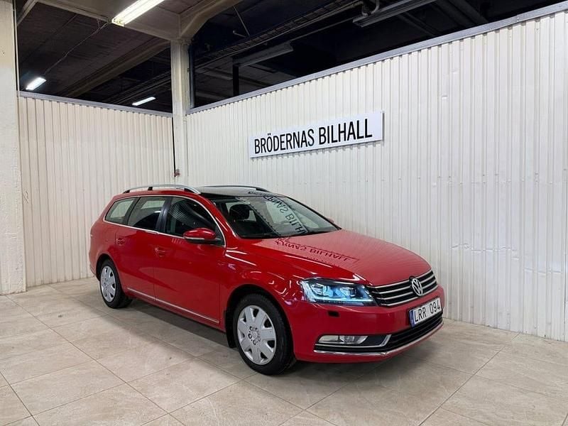 Begagnad VW Passat 150 HK (110 kW) 2011 Röd Kombi