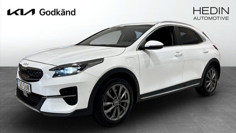 Vit (white) Begagnad 2022 Kia XCeed Advance SUV | 259 900 kr (Marknadspris) - Bild 1/4