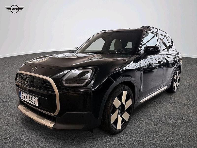 Svart Ny 2024 Mini Countryman SUV | 484 900 kr (Marknadspris) - Bild 1/4