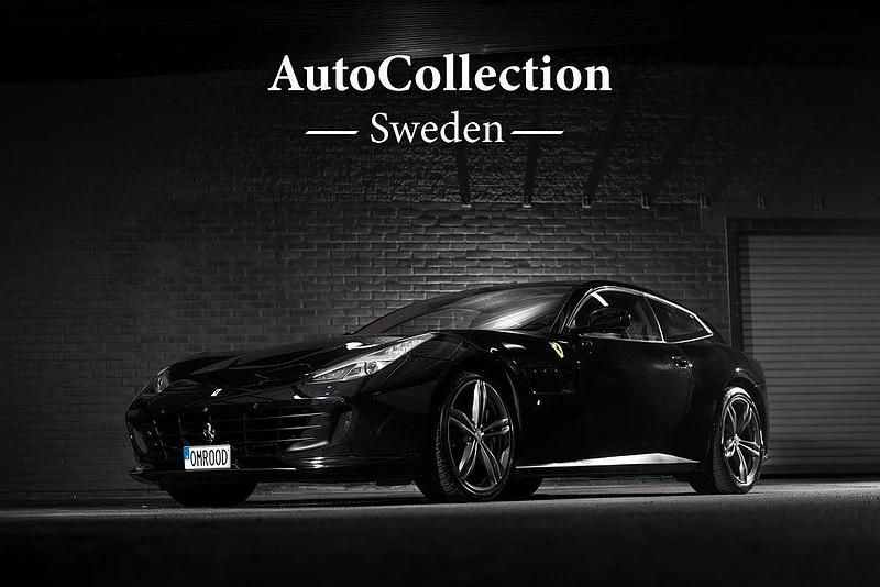 Begagnad Ferrari GTC4Lusso 690 HK (507 kW) 2017 Svart Kombi